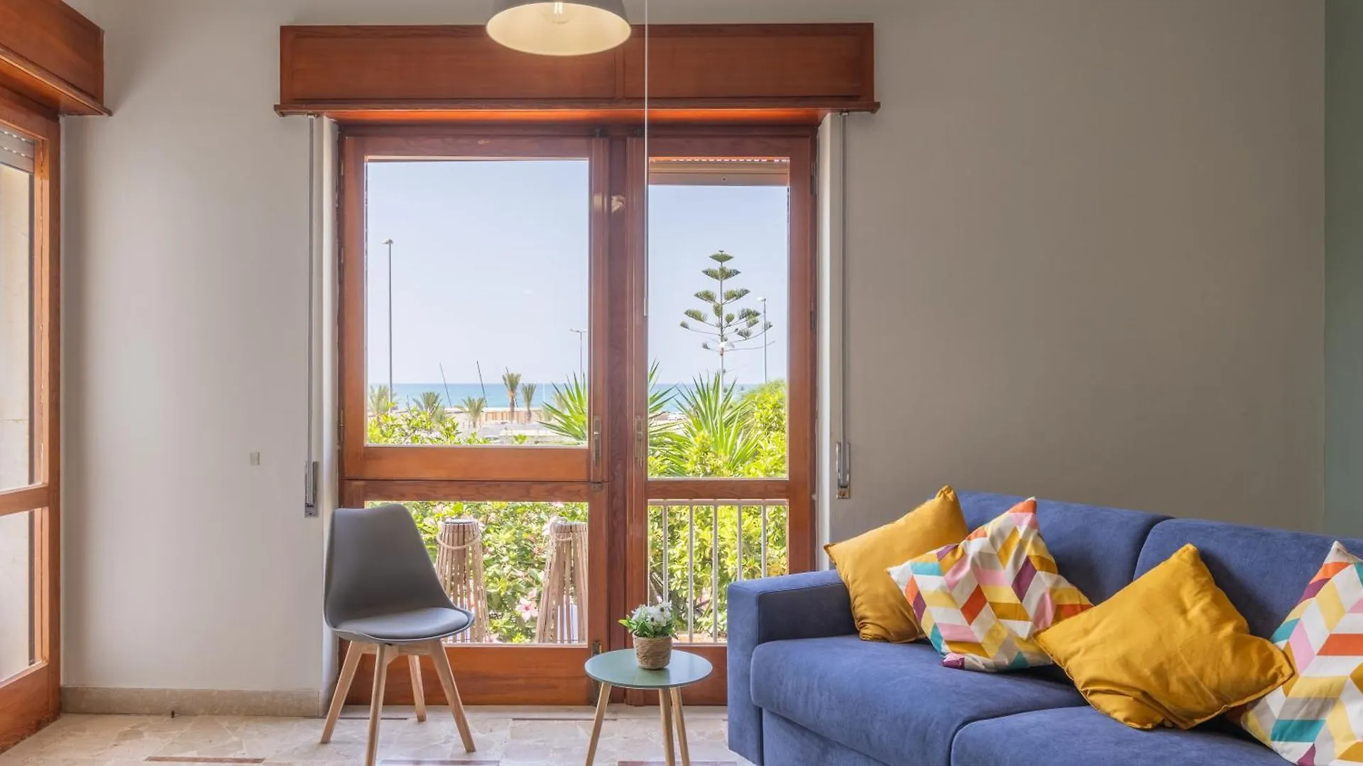 아파트 Terranova Home Vista Mare 산리온